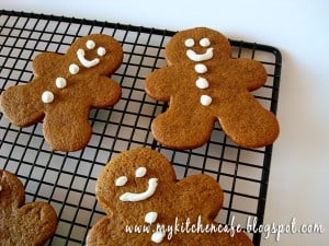 Thick and Chewy Gingerbread Cookies