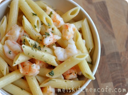 Side View BLOG Garlic Shrimp Pasta