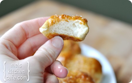 Hold Pretzel BLOG Chewy Pretzel Bites