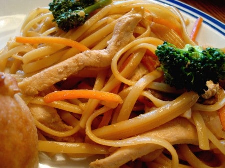 Chicken Lo Mein the EASY Way