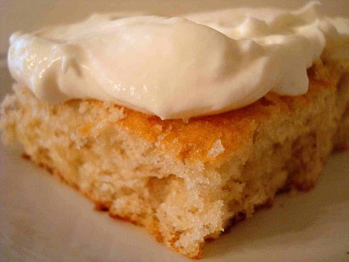 Banana Bars With Whipped Cream Cheese Frosting