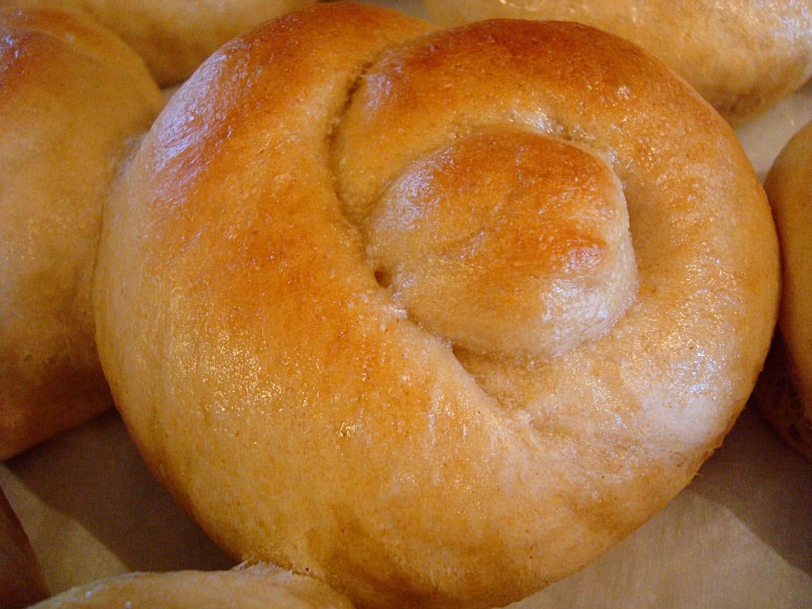 Garlic Knots Dinner Roll Recipe Mel's Kitchen Cafe