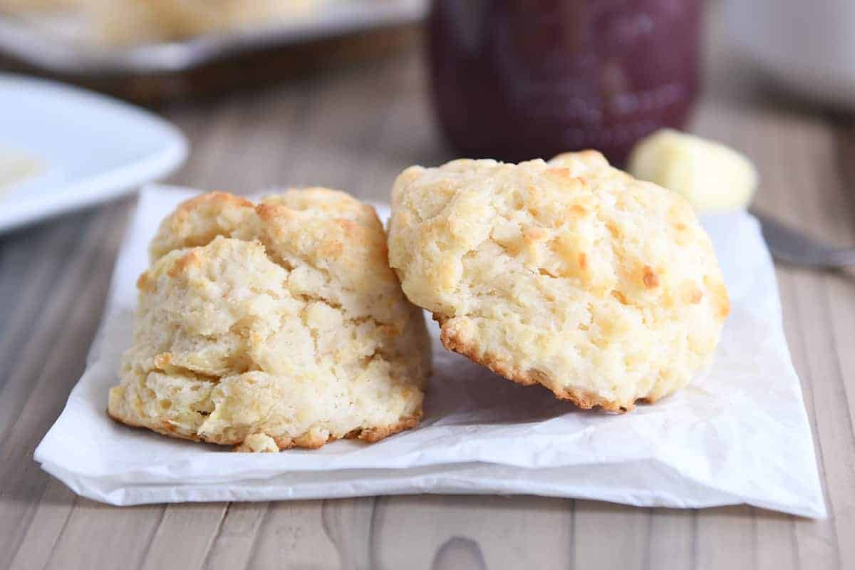 Easy Flaky Buttermilk Drop Biscuits