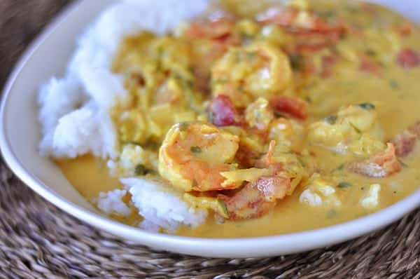White rice topped with a coconut shrimp curry mixture.