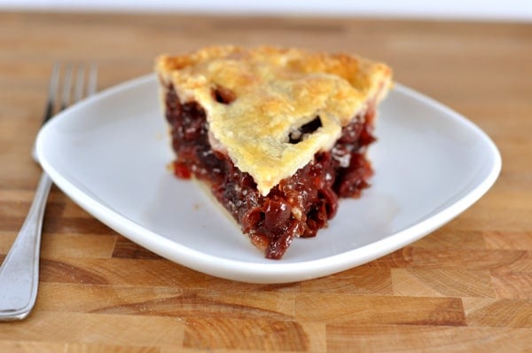 https://www.melskitchencafe.com/wp-content/uploads/2013/04/cherry-pie-Slice-jpg.jpg