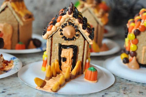 Halloween haunted house decorated graham cracker houses