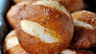 Amazing Soft Pretzel Rolls