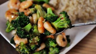 Stir-Fried Broccoli with Brown Rice {Meat Optional}