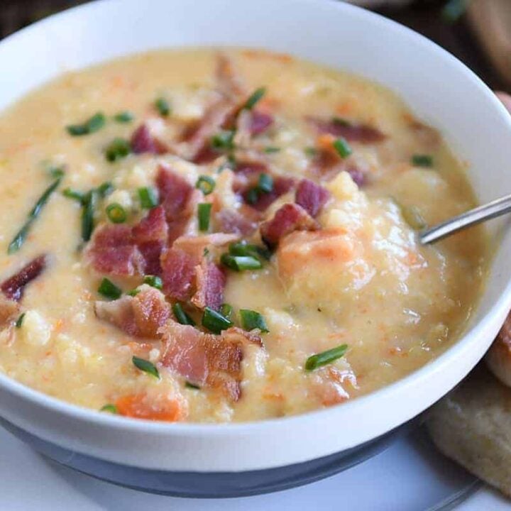 Loaded Cheesy Cauliflower Soup