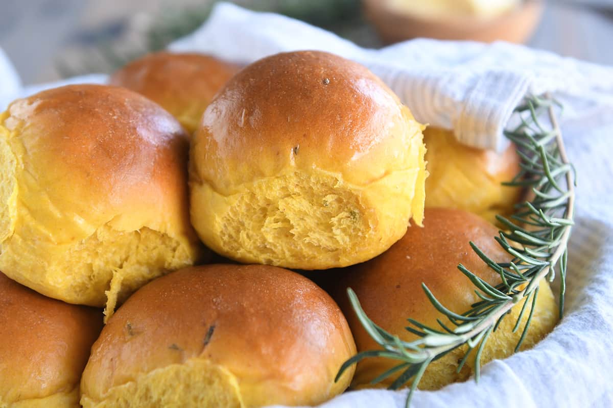Pumpkin Rosemary Dinner Rolls Mel's Kitchen Cafe