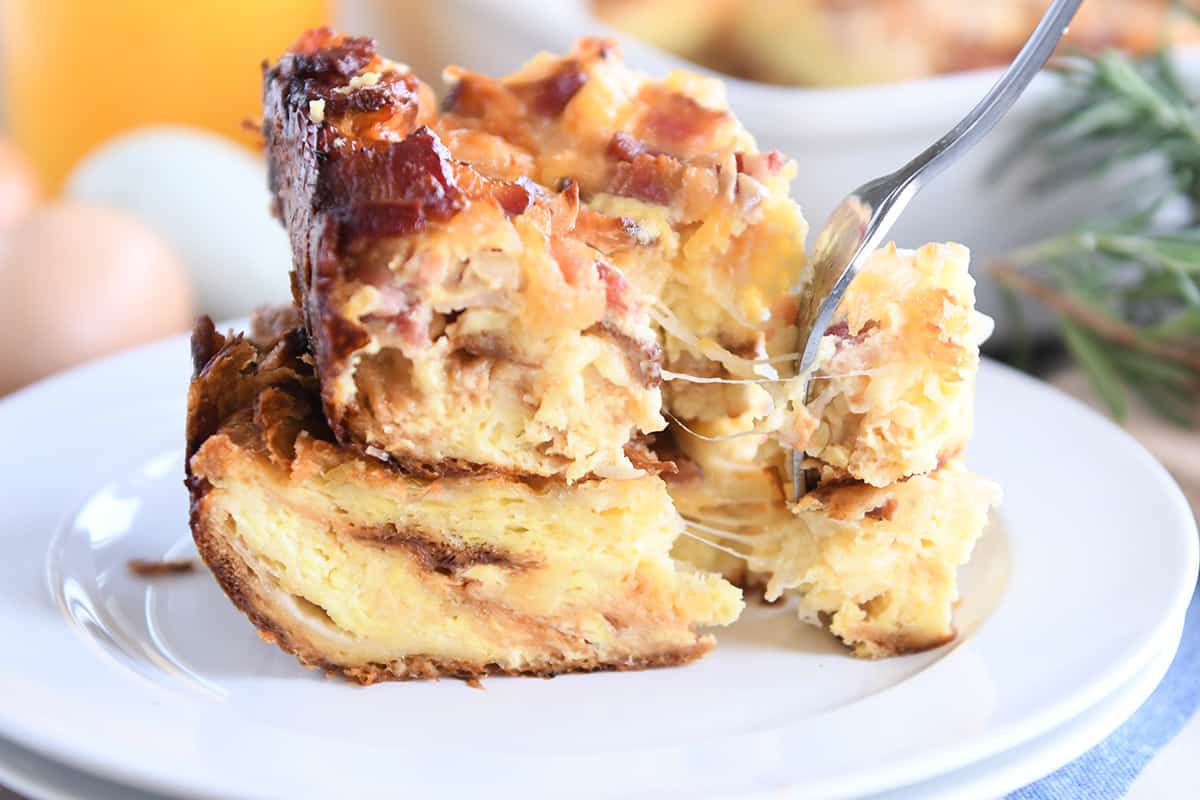 Slow Cooker Breakfast Casserole - All Day I Dream About Food