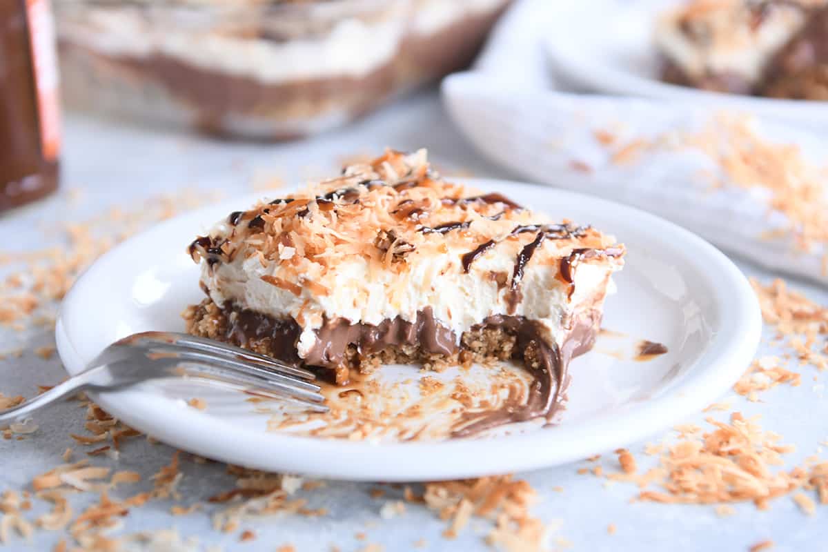 Samoas Chocolate Pudding Dessert {Coconut + Caramel}