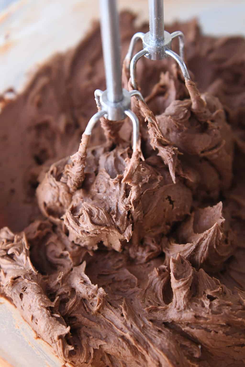 Perfect Chocolate Buttercream Frosting Mel's Kitchen Cafe