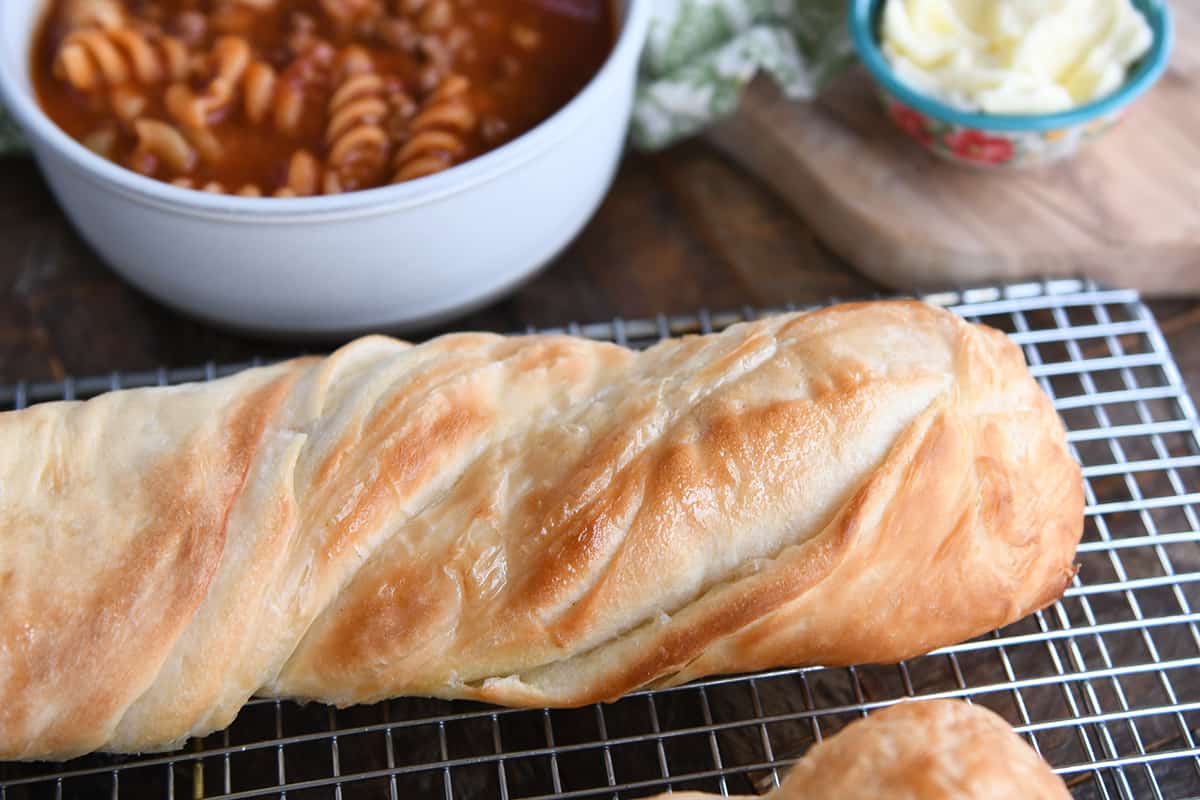Simple Twisted Croissant French Bread