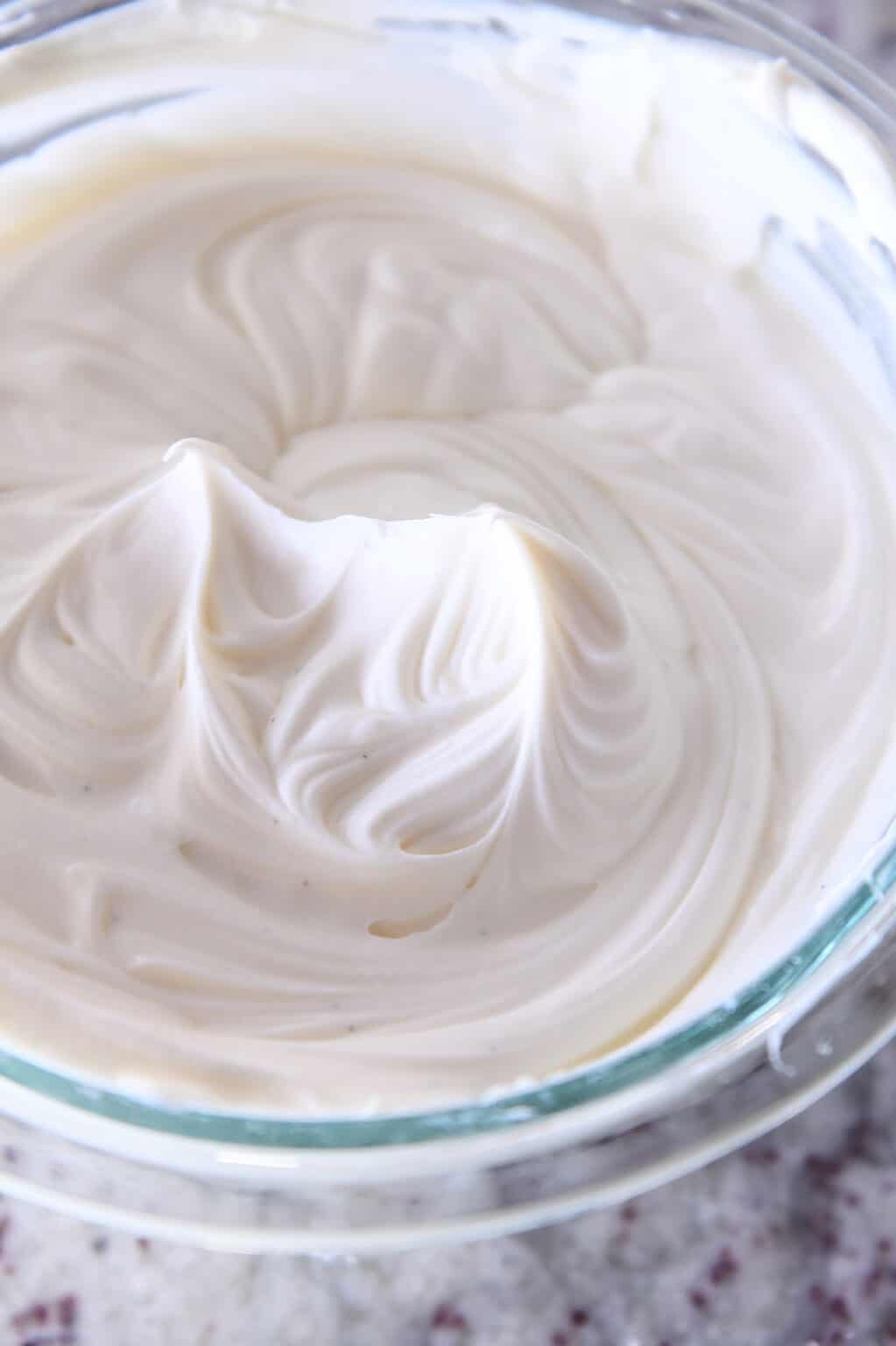 Vanilla Bean White Chocolate Mousse Cheesecake