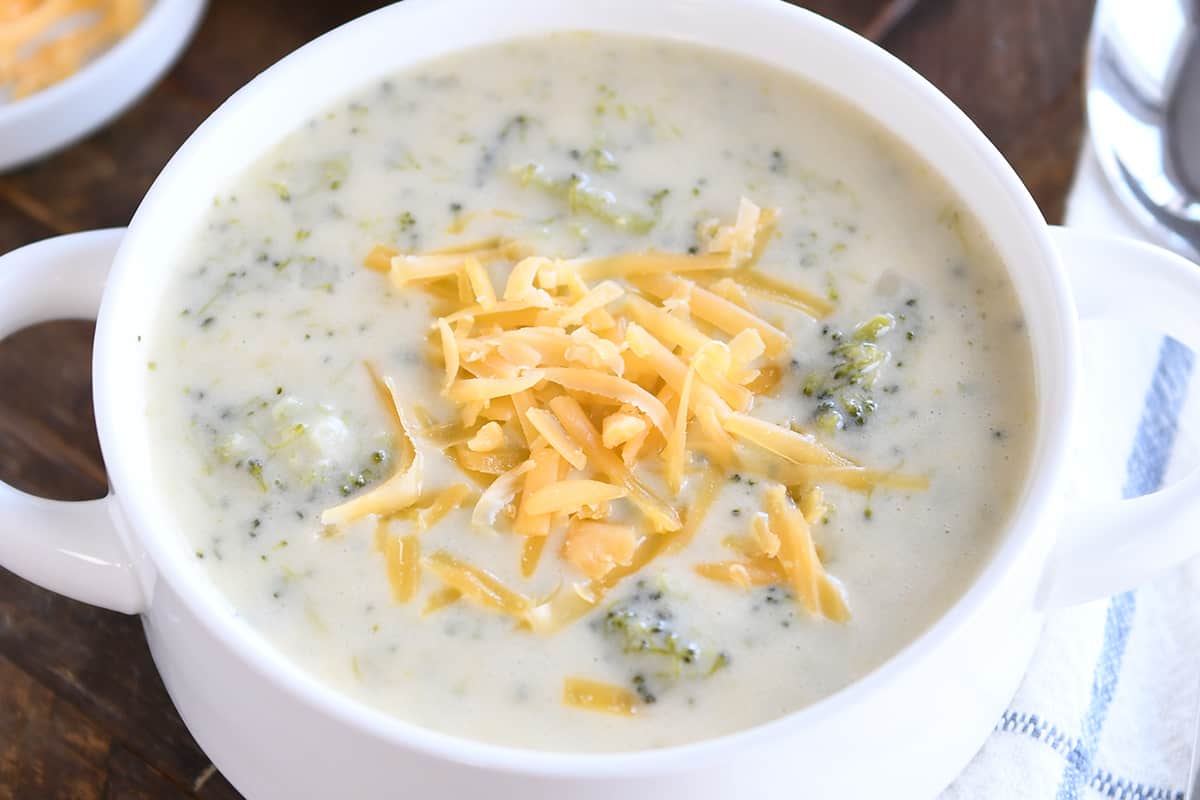 Panera Bread Broccoli Cheddar Soup - 32oz