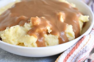 How to Make the Best Gravy of Your Life {Anytime, Holiday or Not}