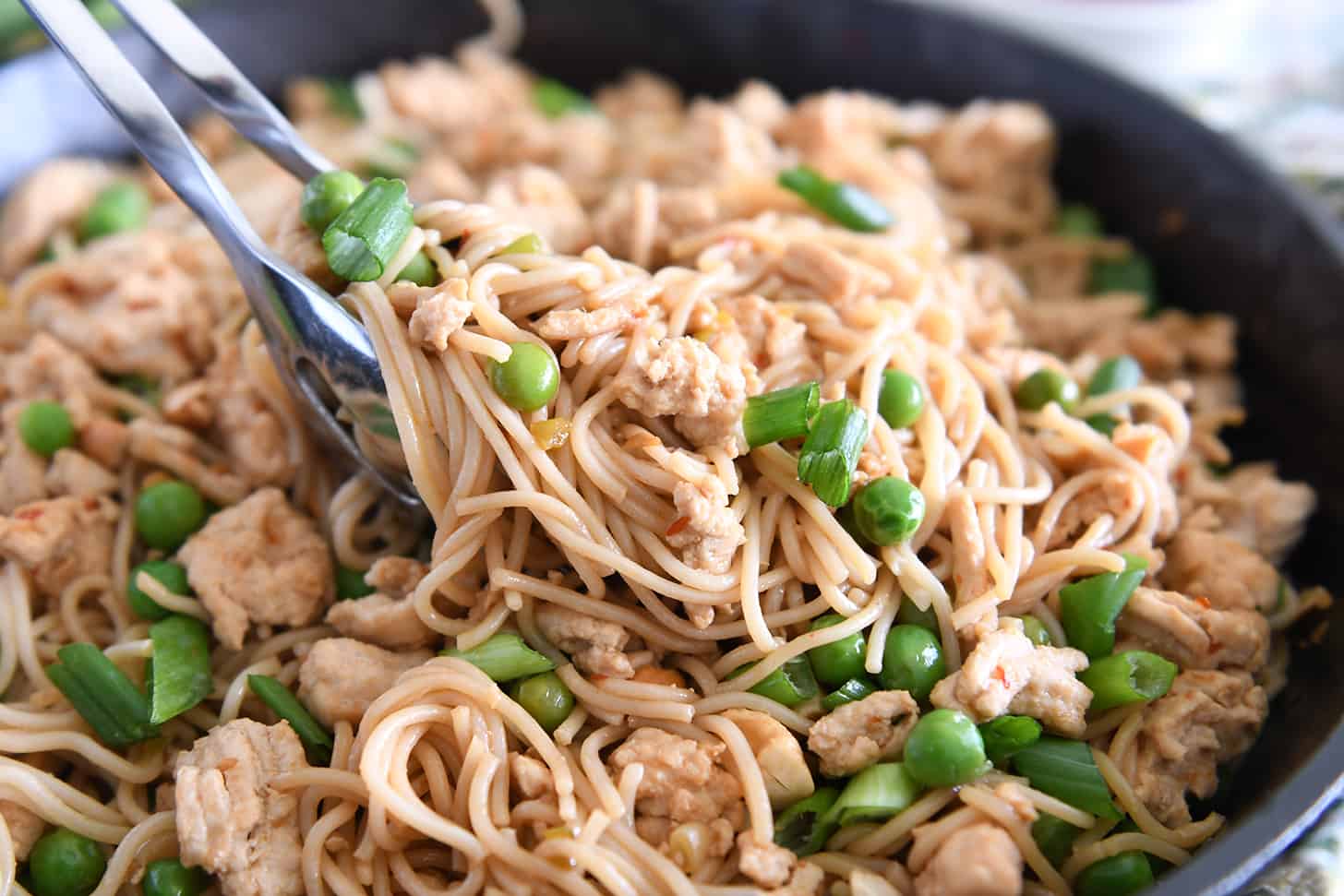 Easy Spicy Garlic Ramen Noodles