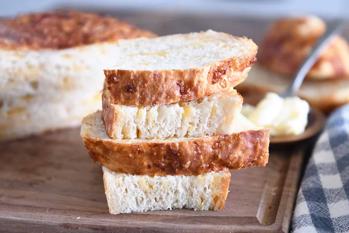 Easy No-Knead Cheesy Peasant Bread