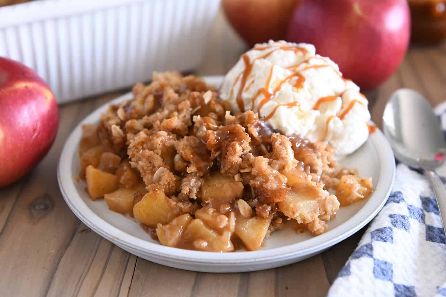 Caramel Apple Crisp