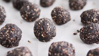 Healthy Dark Chocolate Almond Joy Bites