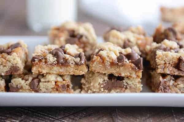 Chocolate Chip Caramel Cookie Bars