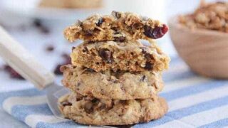 Chewy Granola Cookies