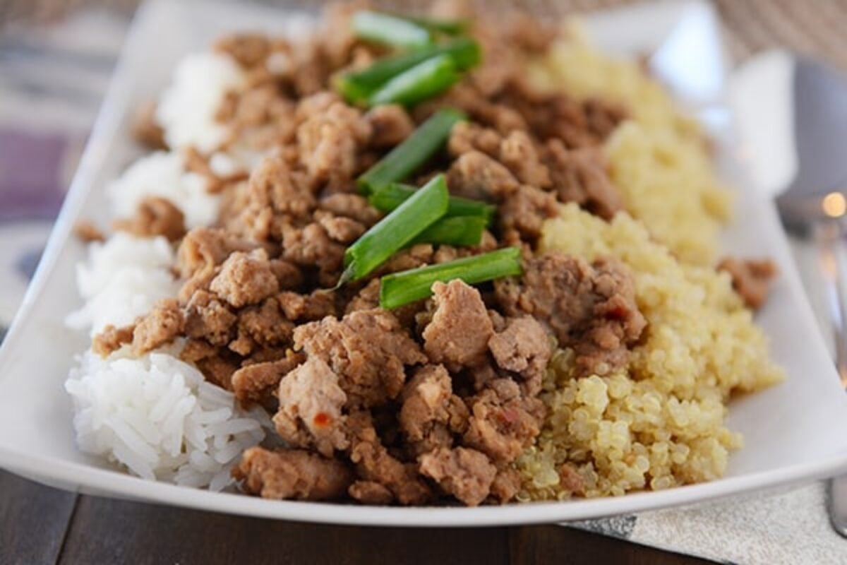 Easy Korean Beef Bowls - Mel's Kitchen Cafe