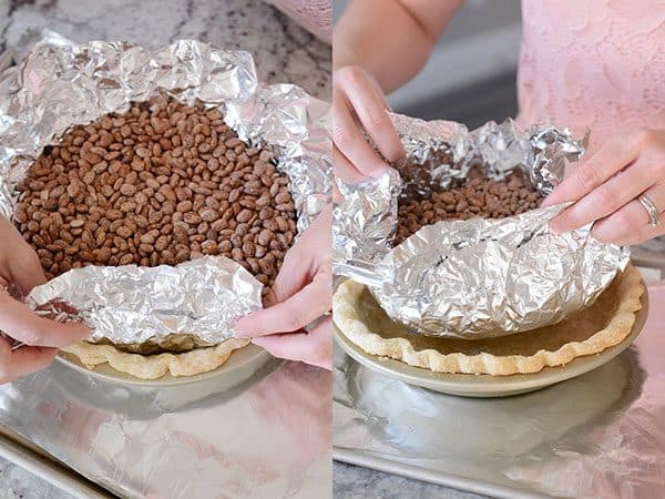 Side by side pictures showing how to blind bake a pie crust with tinfoil and dry pinto beans in the shell. 