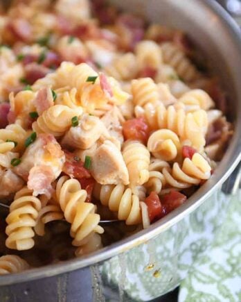 Monterey BBQ chicken pasta in a big skillet.