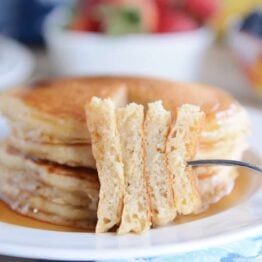 Fluffy Buttermilk Overnight Pancakes