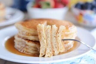 Fluffy Buttermilk Overnight Pancakes