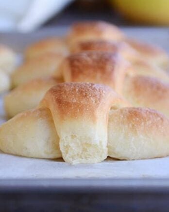 Super Easy Buttery, Flaky Overnight Dinner Rolls {No Kneading/No Stand Mixer}