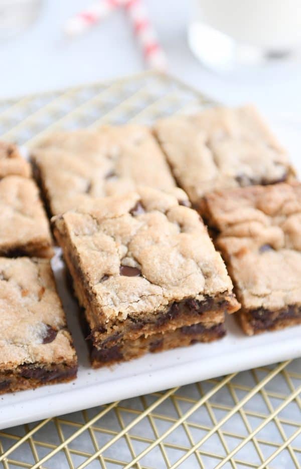 White tray of peanut butter chocolate chip bars.