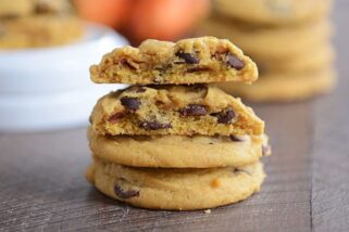 Amazing Pumpkin Chocolate Chip Cookies