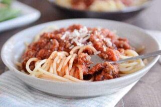 Quick Weeknight Homemade Spaghetti Sauce