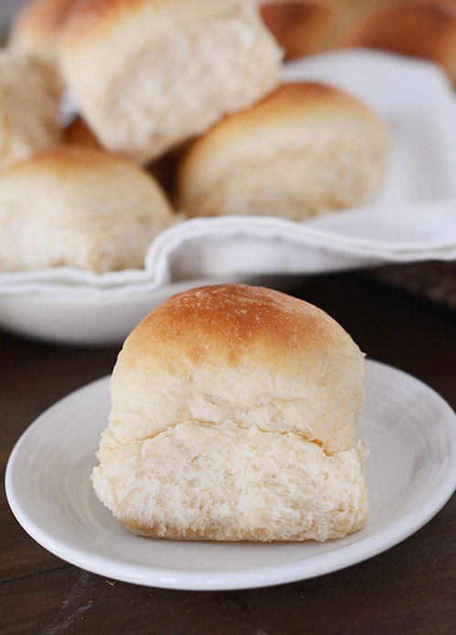 Fluffy Buttermilk Dinner Rolls Mel's Kitchen Cafe