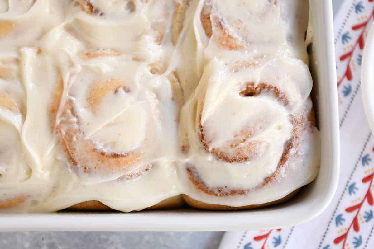 Fluffy Small Batch Cinnamon Rolls (Makes 6 Rolls) - Fresh April Flours