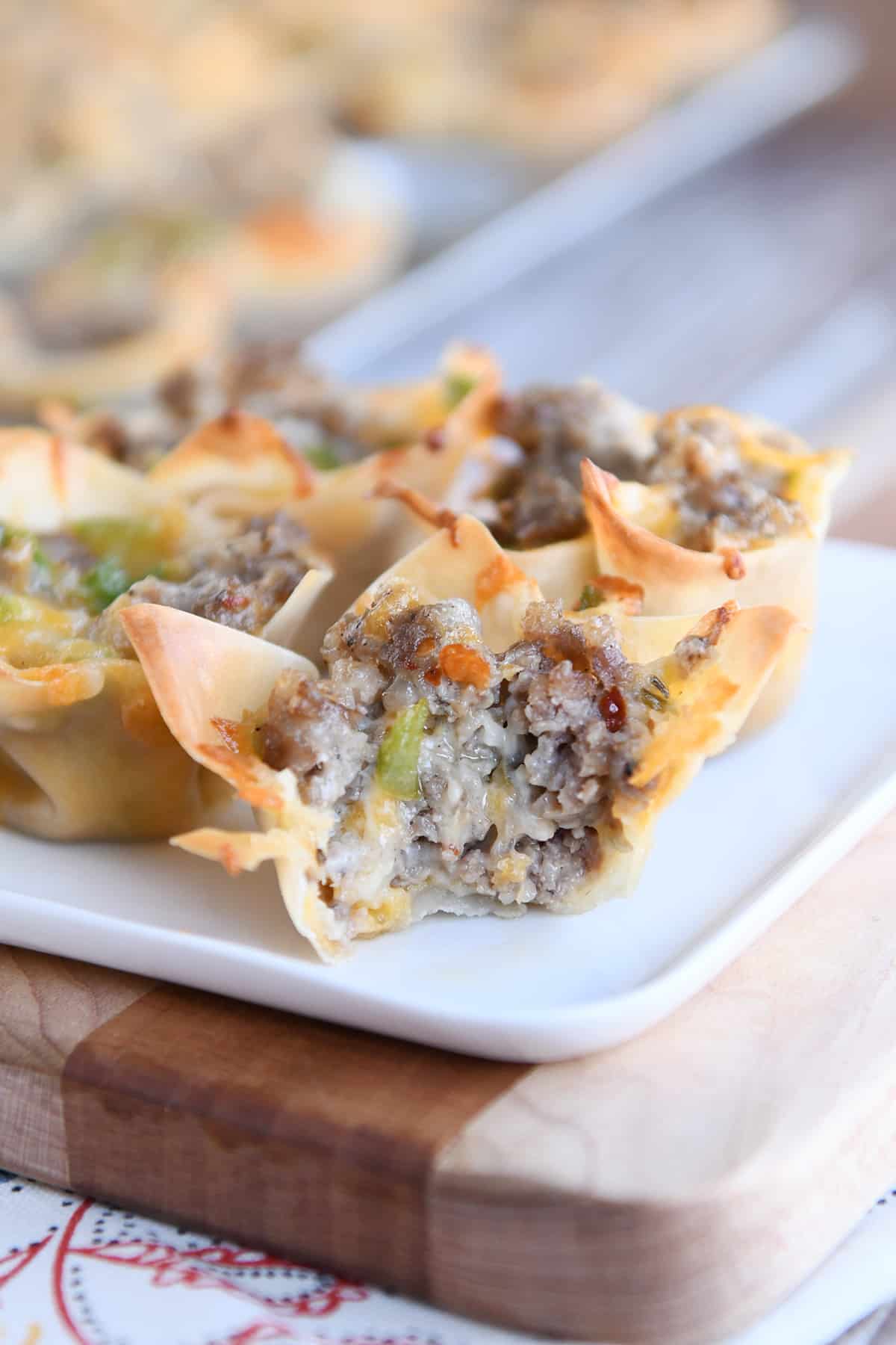 Cheesy Sausage Wonton Bites Mel's Kitchen Cafe